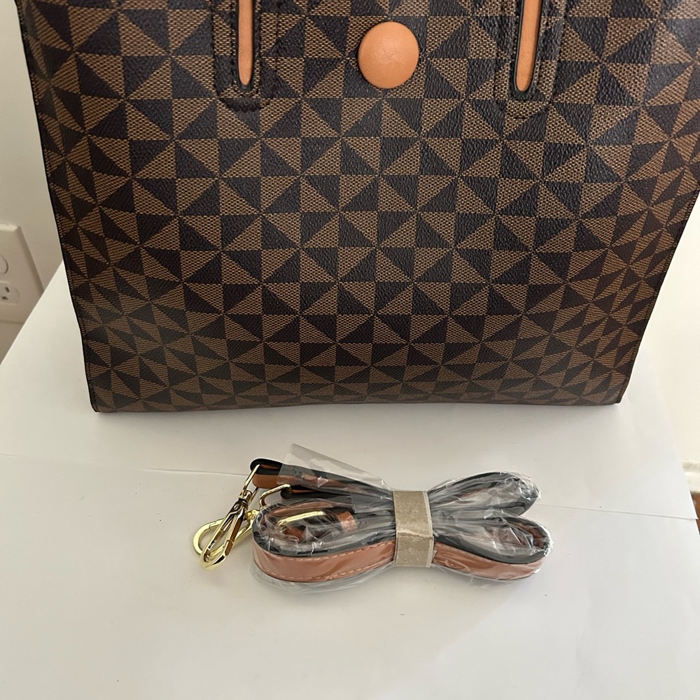 Shoulder bag - Picture 7 of 7